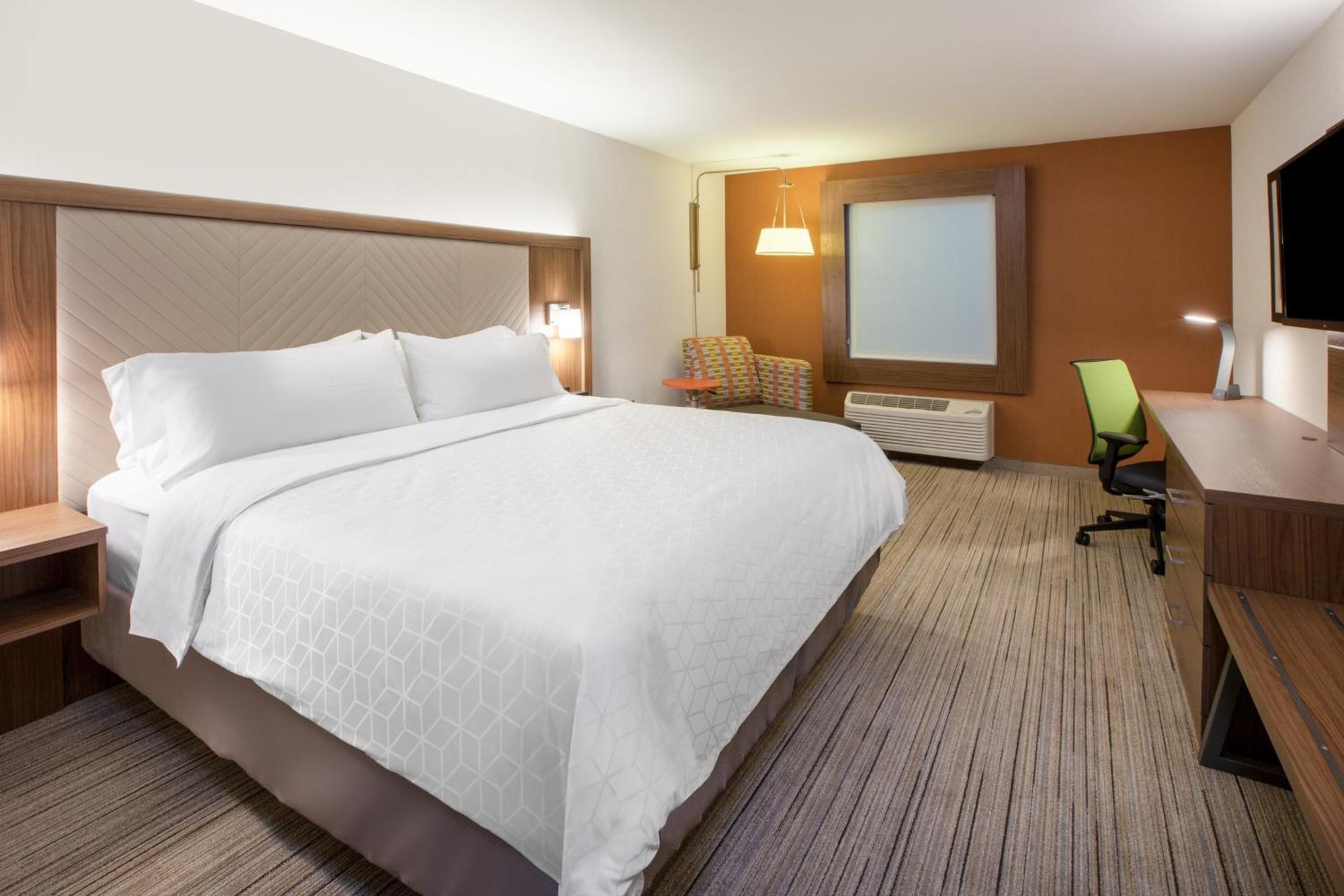 Hotel Express & - South I-25 By Ihg 3*